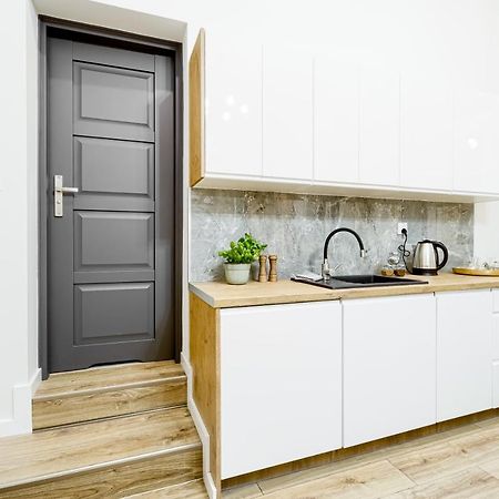 Niron Apartament Dom z Papieru Sztokholm Piła Kültér fotó