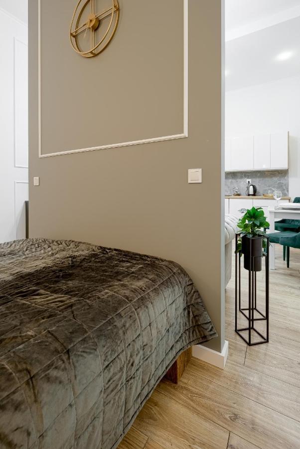 Niron Apartament Dom z Papieru Sztokholm Piła Kültér fotó